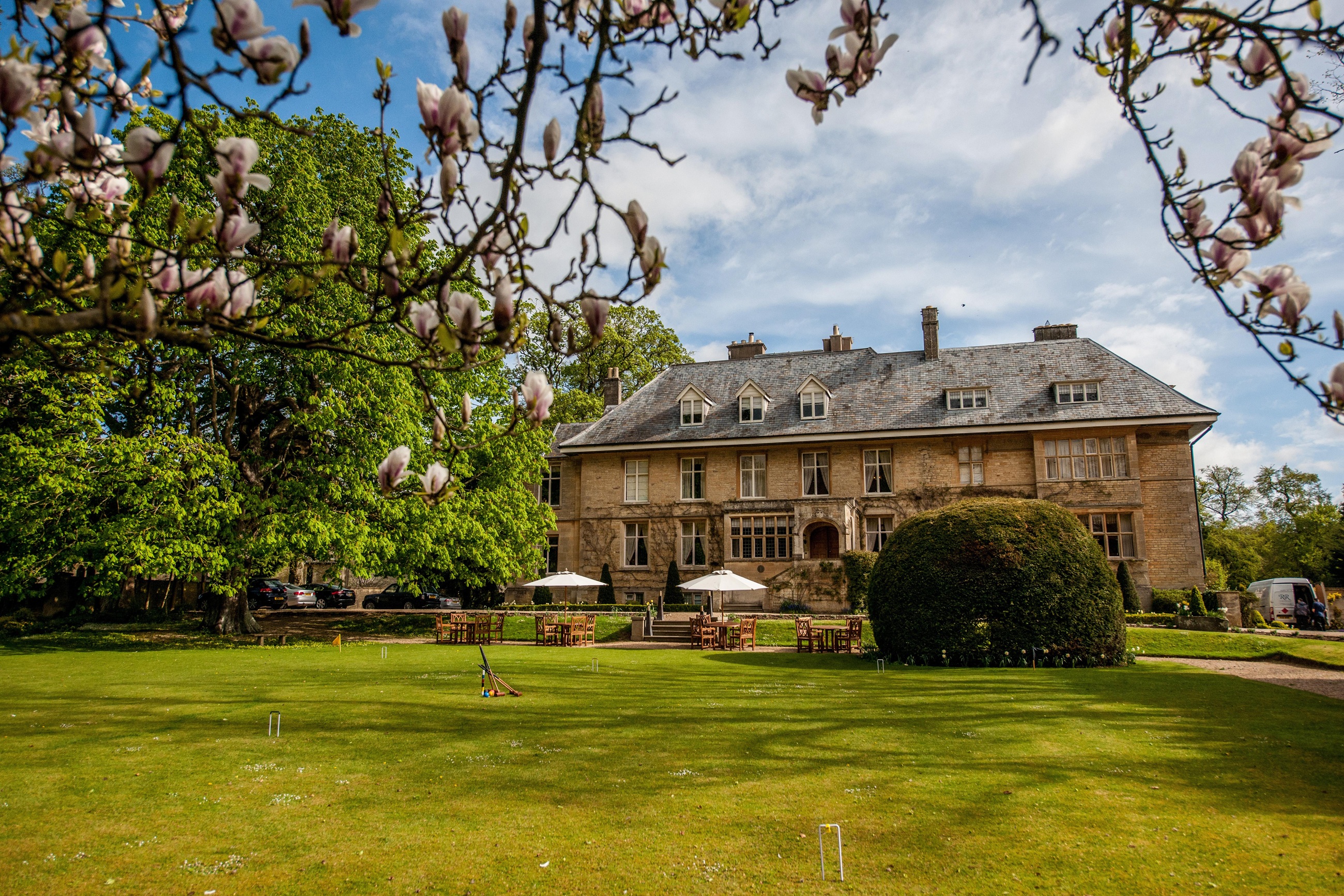 Hand Picked Hotels Announces Cotswolds Acquisition